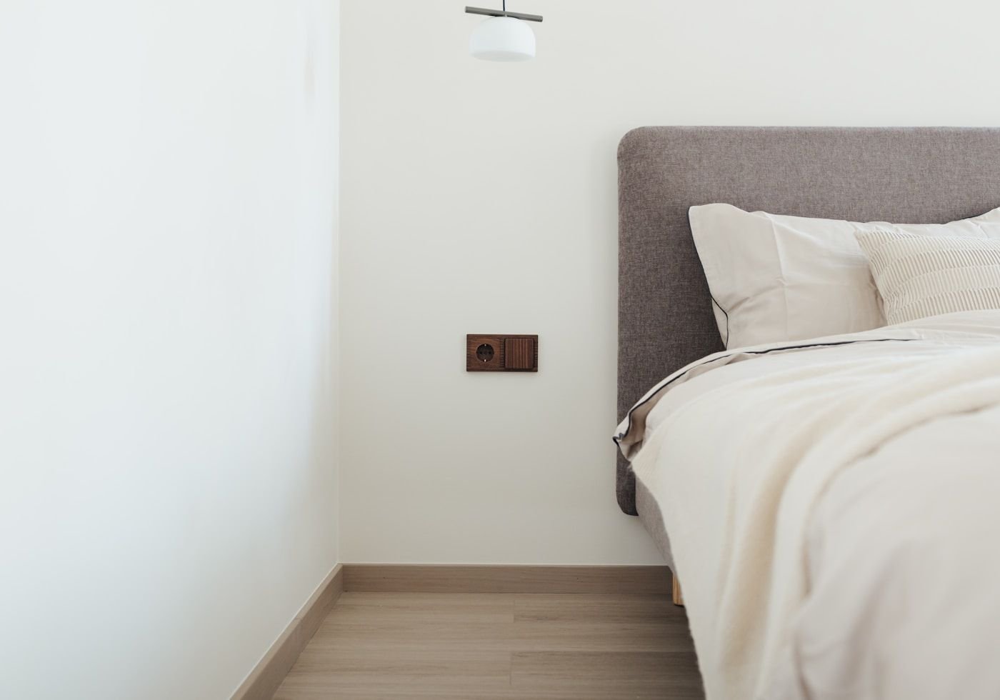 Minimalist clean bedroom